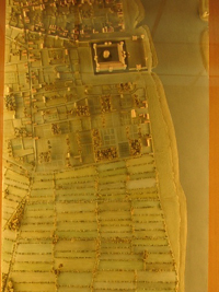 4_23year1200.jpg